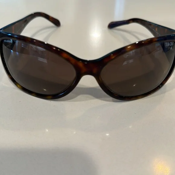 Tiffany & CO sunglasses - Picture 5 of 5